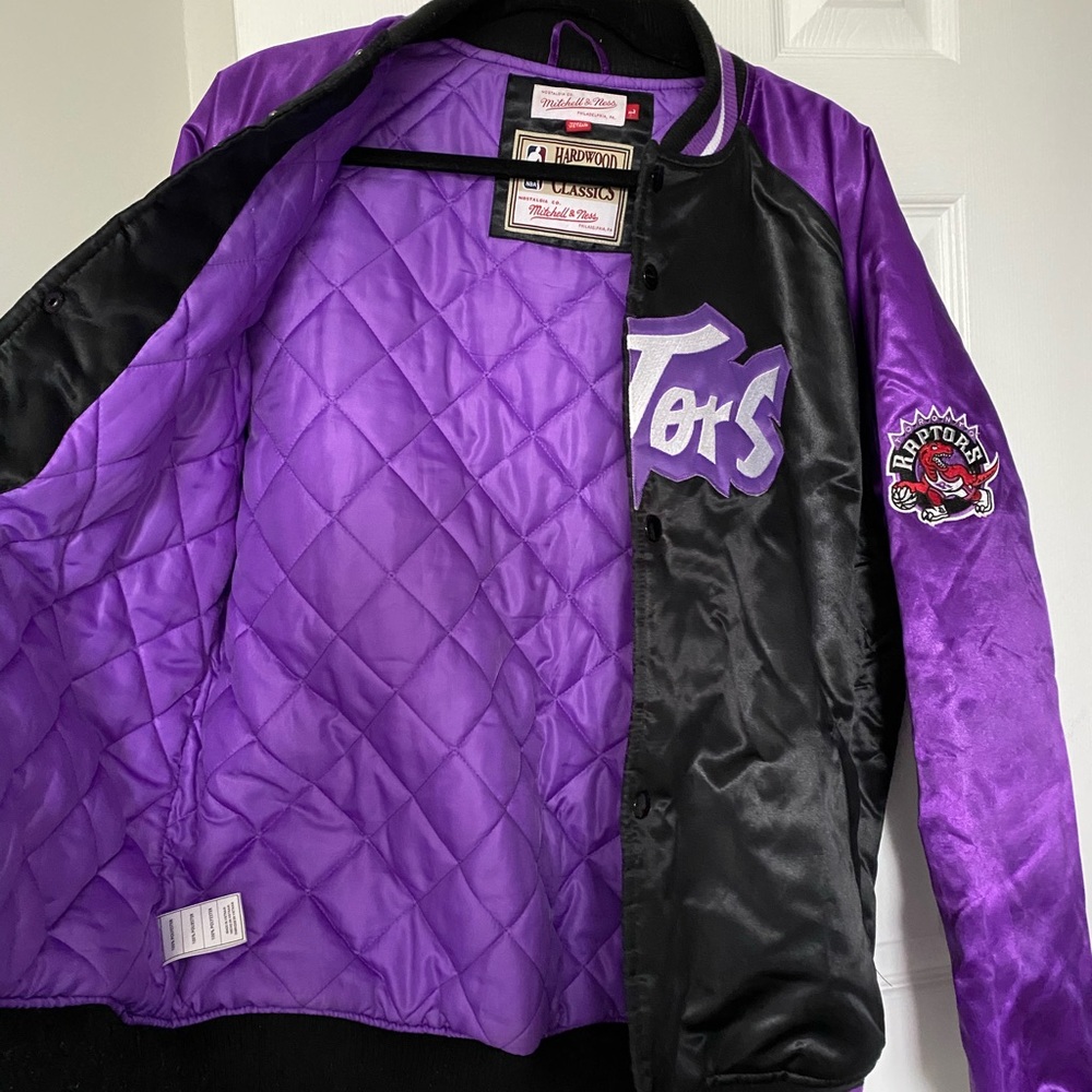 Men’s Raptors Varsity Jacket - Picture 4 of 5